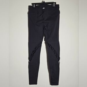 Alo peekaboo leggings